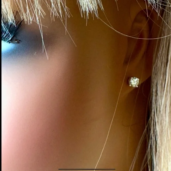 SALE ‼️ 1 Ct. Diamond Stud EarringsCertified 💥